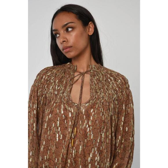 Meredith Top - Picture 2 of 3